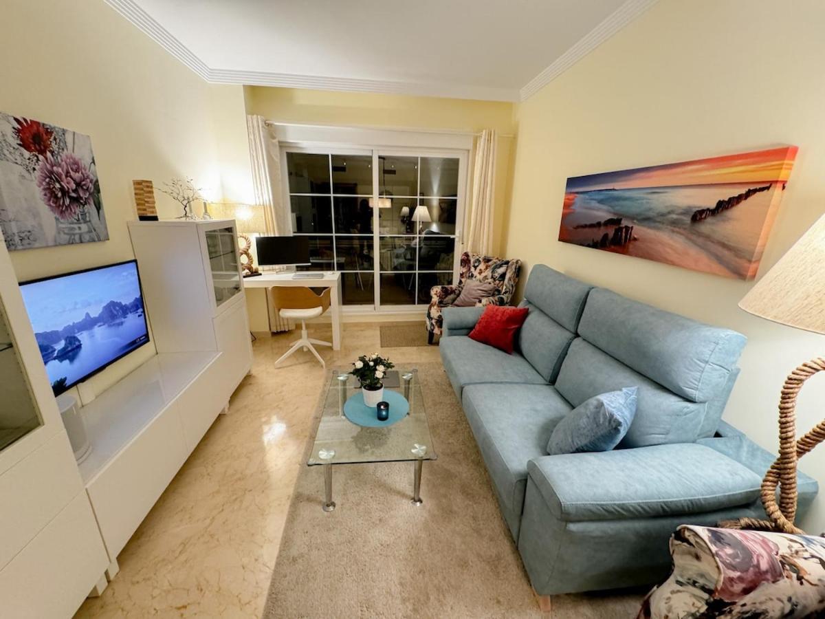 Apartment Stylish With Panoramic Sea View & Large Terrace! Benalmadena
